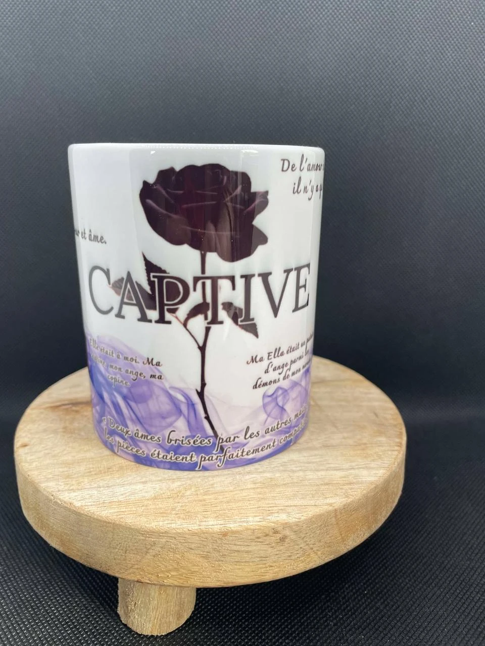☕ Keramische Mok – Captive 🖤📖 – photo 2